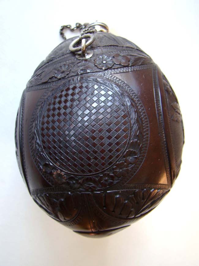 A superbly carved and silver mounted late 18th century Coconut shell gunpowder flask circa 1790 — image 6